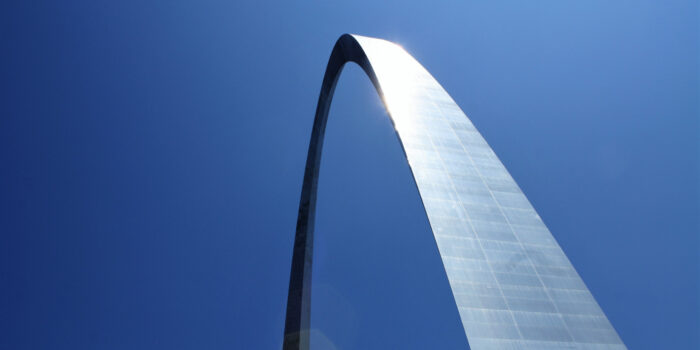 pexels-matthias-cooper-673357